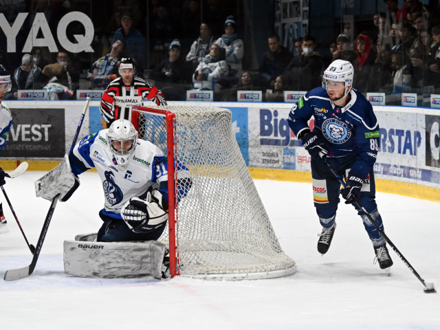 HOKEJ-TE: Nitra - Poprad holešinský