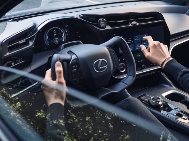 Lexus RZ 450e - 2022