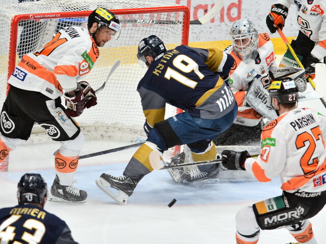 SR hokej extraliga semifinále Slovan Košice BAX