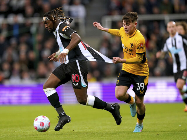 Allan Saint-Maximin Luke Cundle