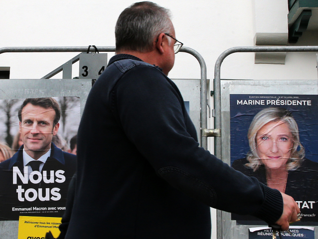 macron le penová