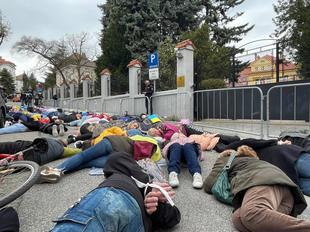 protest, Buča, ambasáda