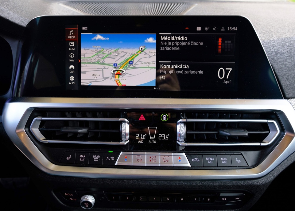 BMW 240i xDrive - test 2022