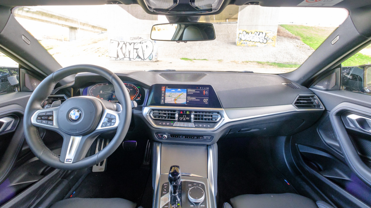 BMW 240i xDrive - test 2022