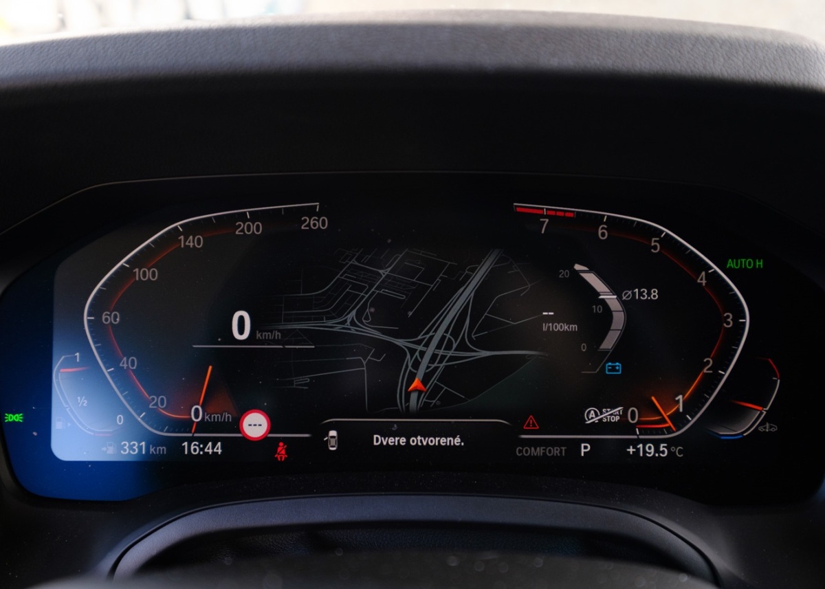 BMW 240i xDrive - test 2022
