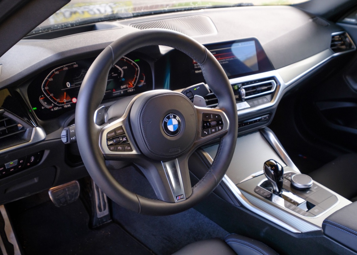 BMW 240i xDrive - test 2022