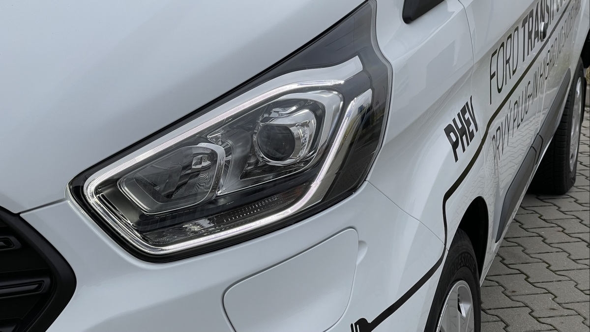 Ford Transit Custom PHEV (2021)