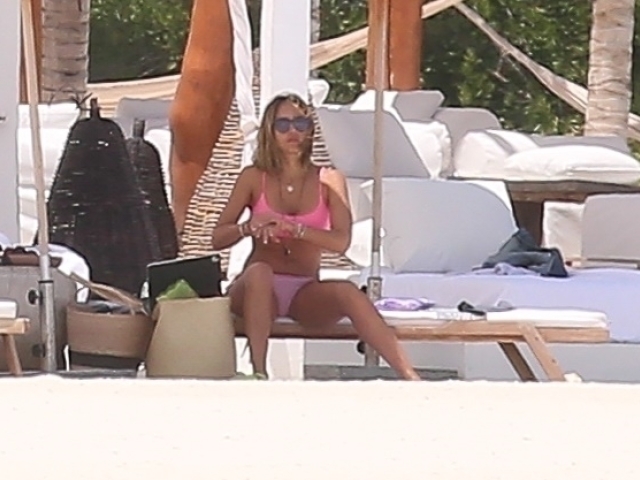 Jessica Alba