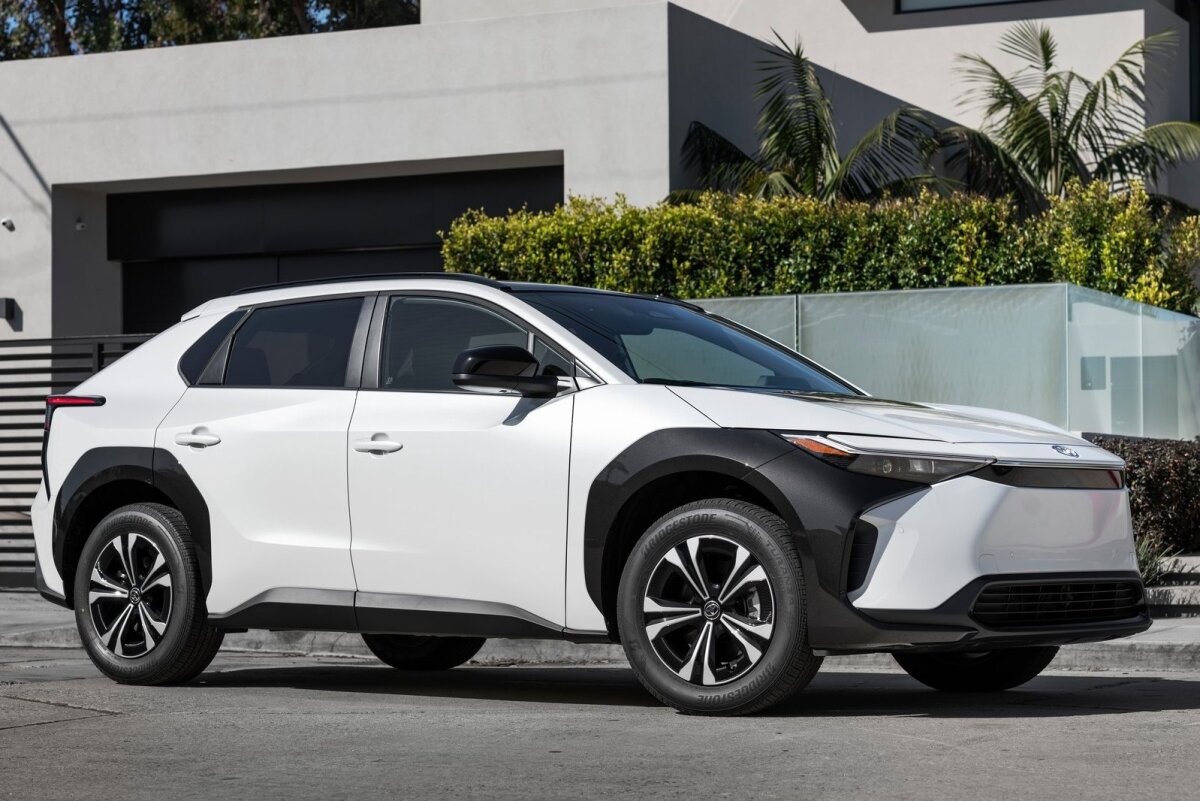 Toyota bZ4X - 2022