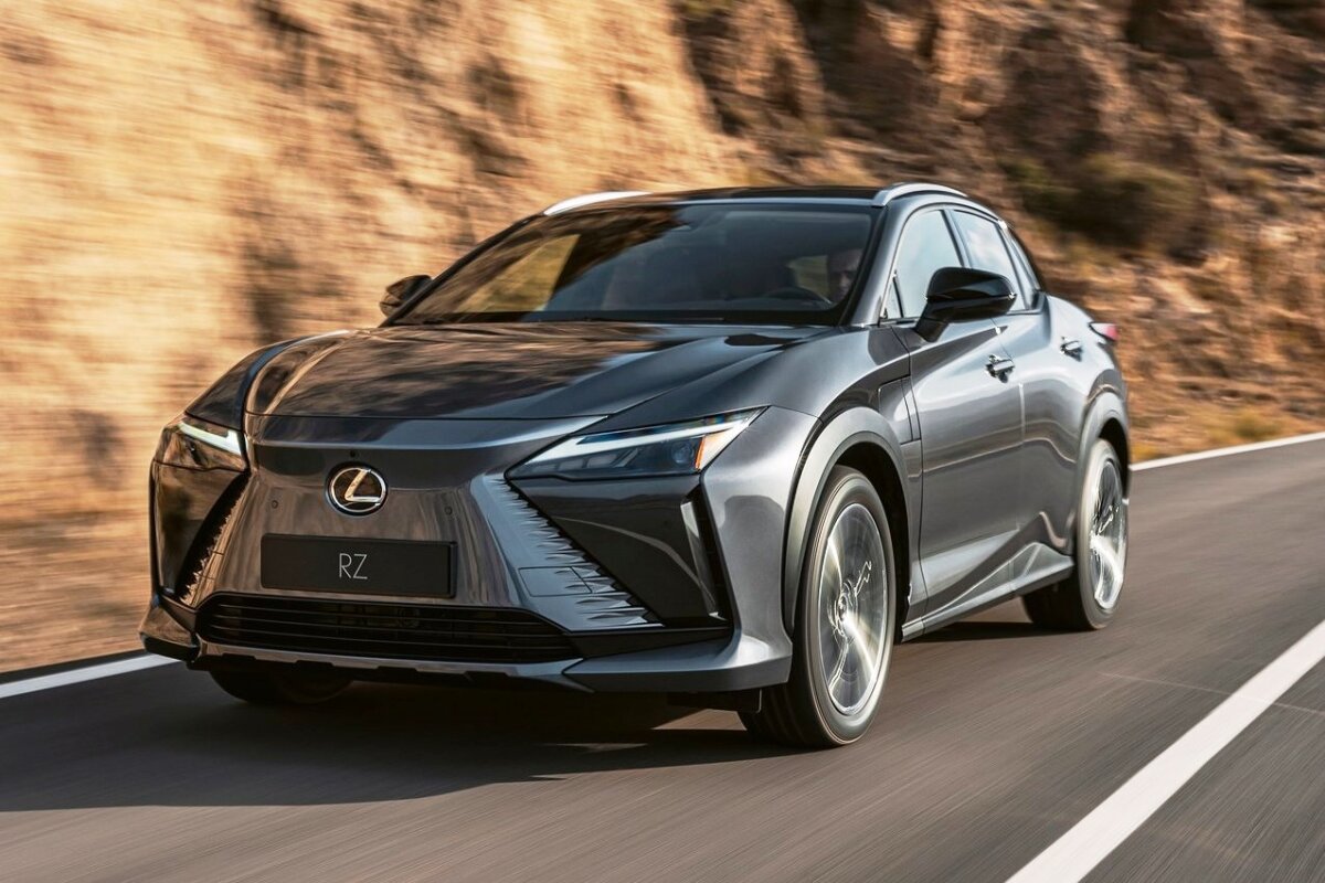 Lexus RZ 450e - 2022