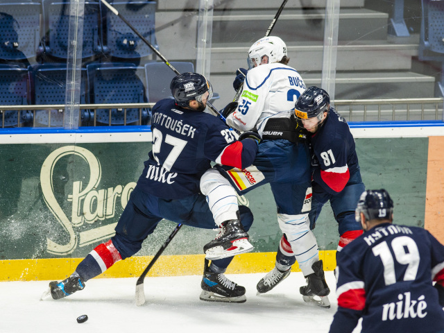 SR Bratislava šport hokej TEL 37. kolo Slovan Nitra BAX