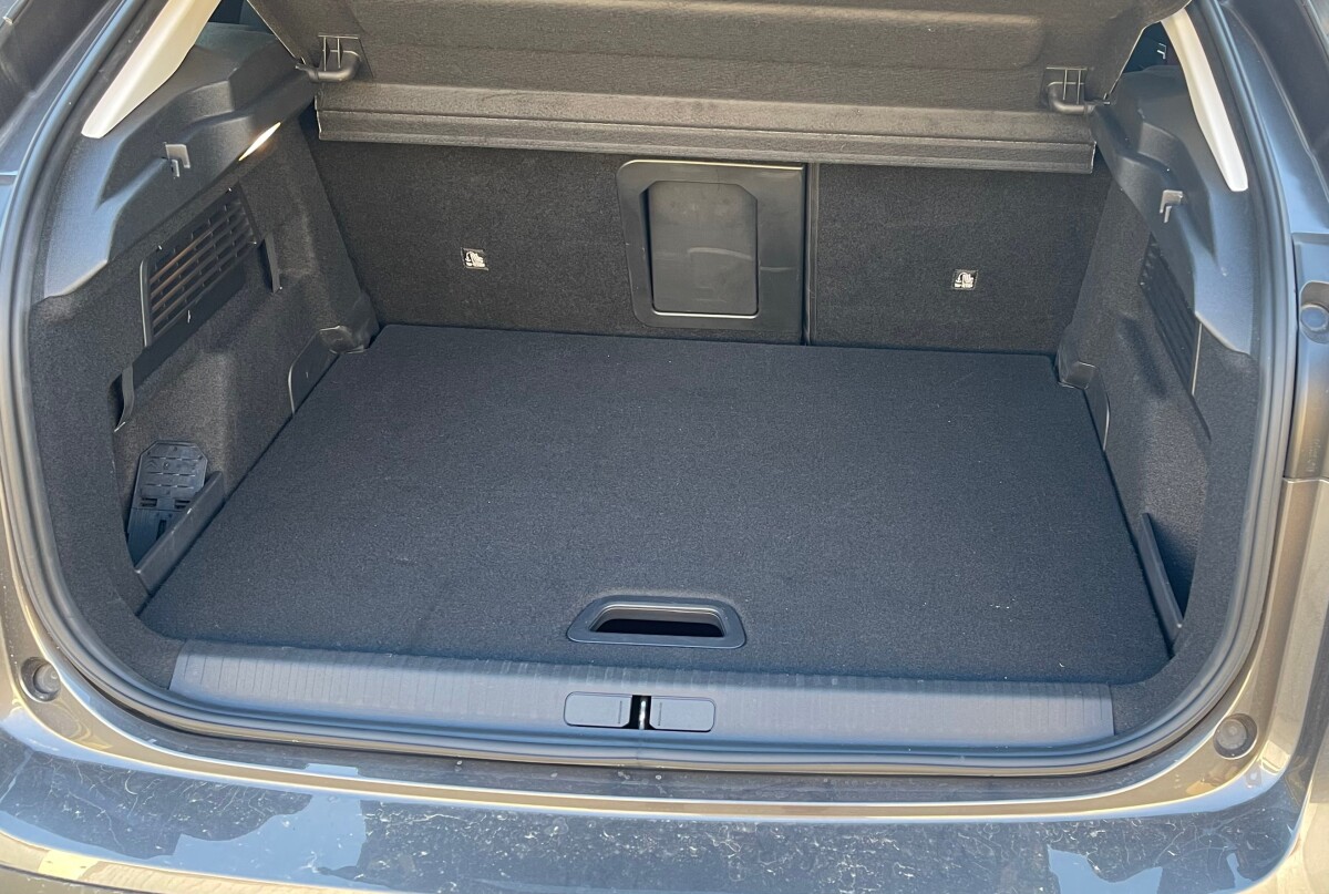 Citroën C4 PureTech 155 S&S EAT8 (2021)