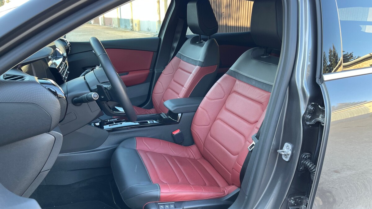 Citroën C4 PureTech 155 S&S EAT8 (2021)