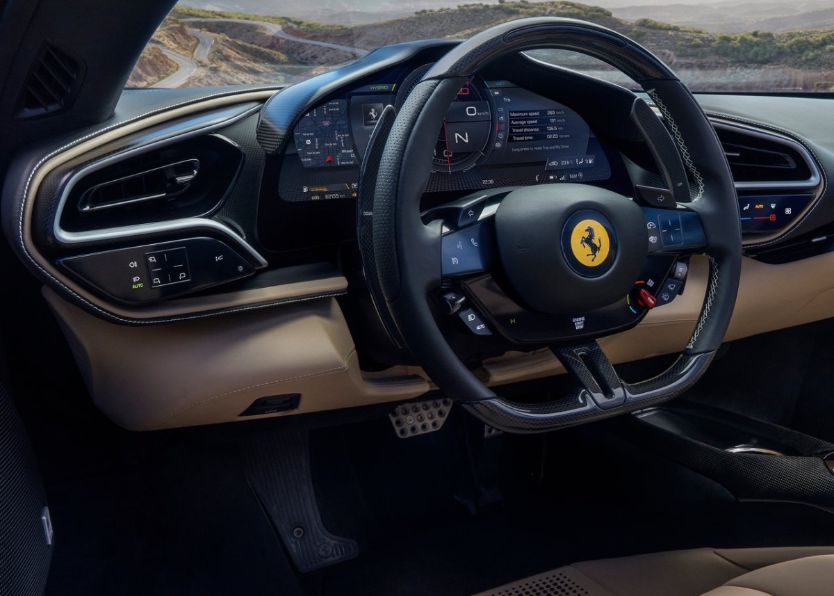 Ferrari 296 GTS 1