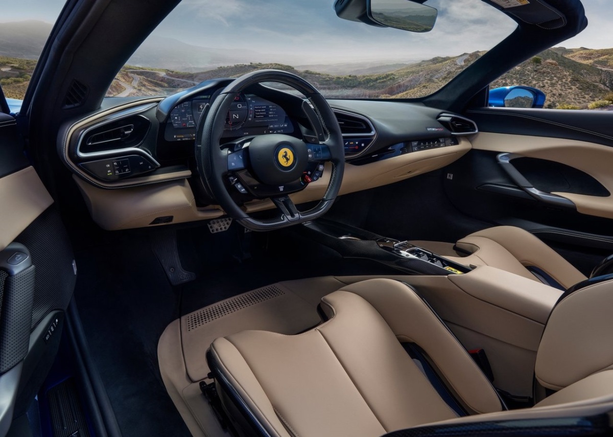 Ferrari 296 GTS 2
