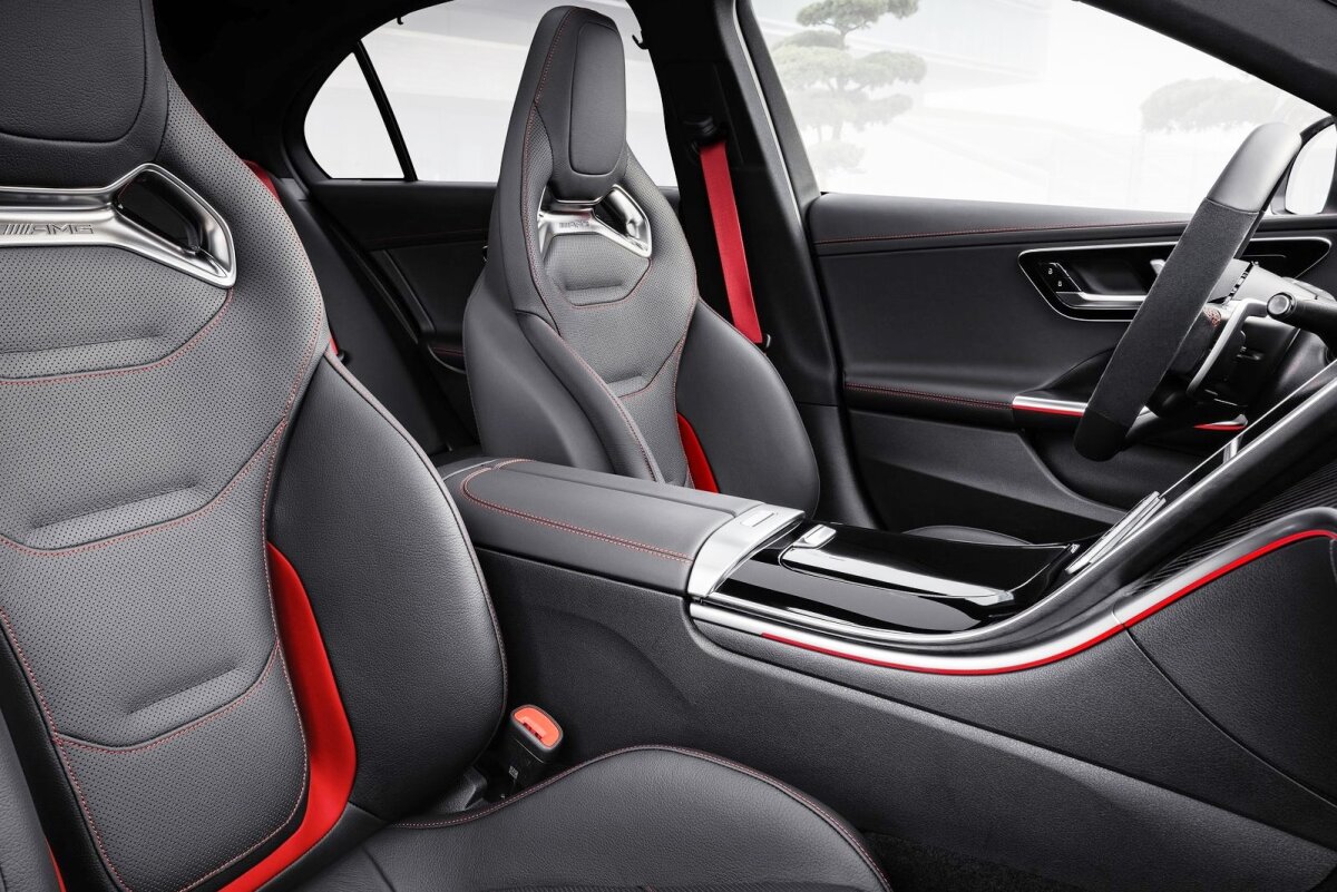 Mercedes-Benz C43 AMG - 2022