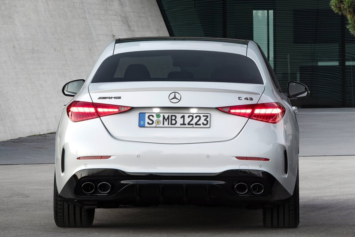 Mercedes-Benz C43 AMG - 2022