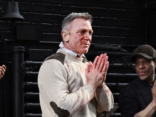 Daniel Craig 