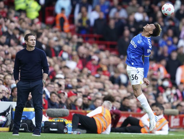 Bývalý hráč a tréner Chelsea Frank Lampard uspel proti bývalému klubu.