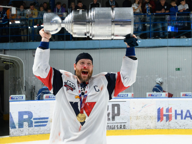 Majstrovský titul HC Slovan