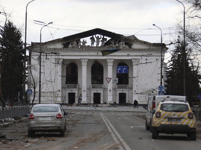 ukrajina Mariupol divadlo
