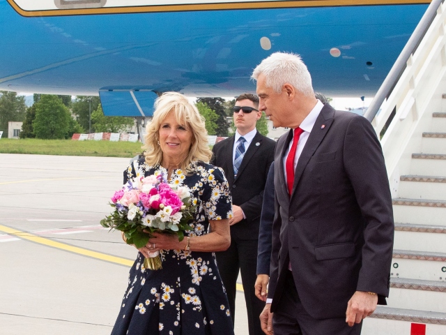 Jill Biden a minister zahraničných veci a európskych záležitostí Ivan Korčok