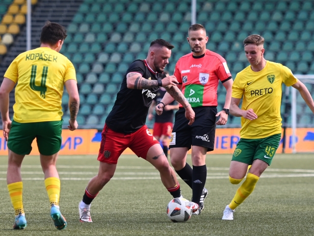 SR Futbal FL  9. kolo Nadstavba Skupina Titul ZAX