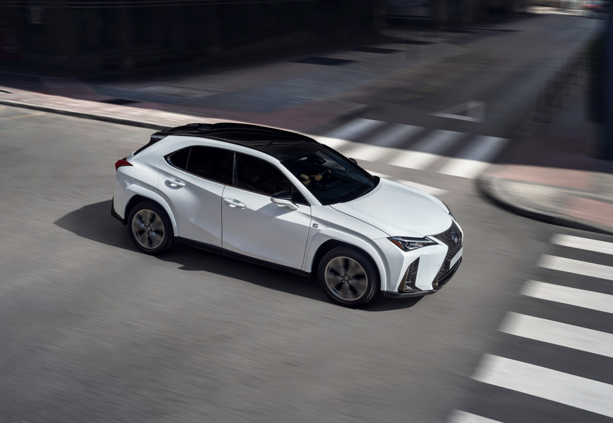 Inovovaný Lexus UX (2023)