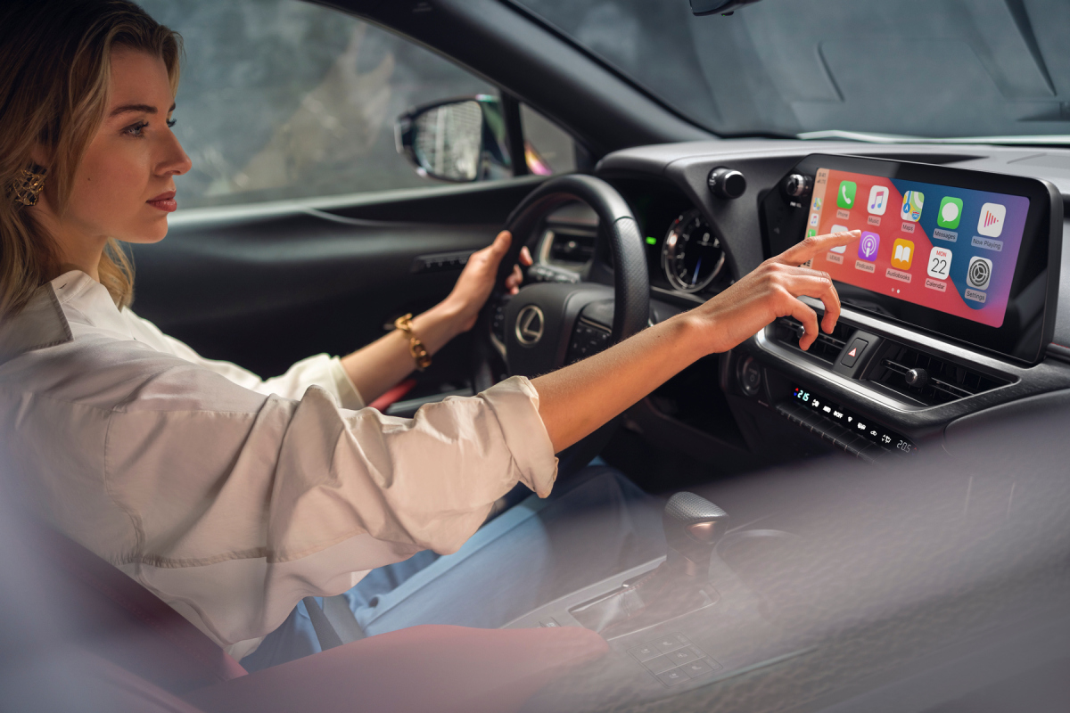 Inovovaný Lexus UX (2023)