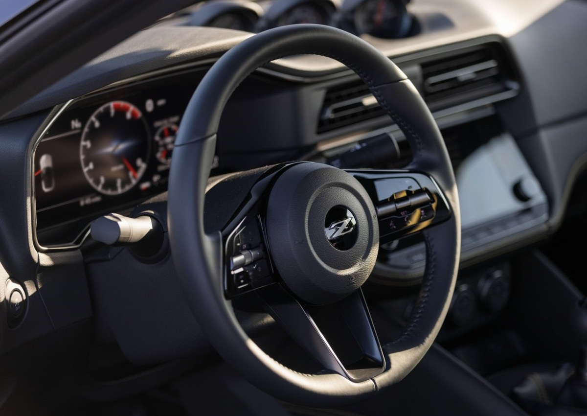 Nissan Z 12