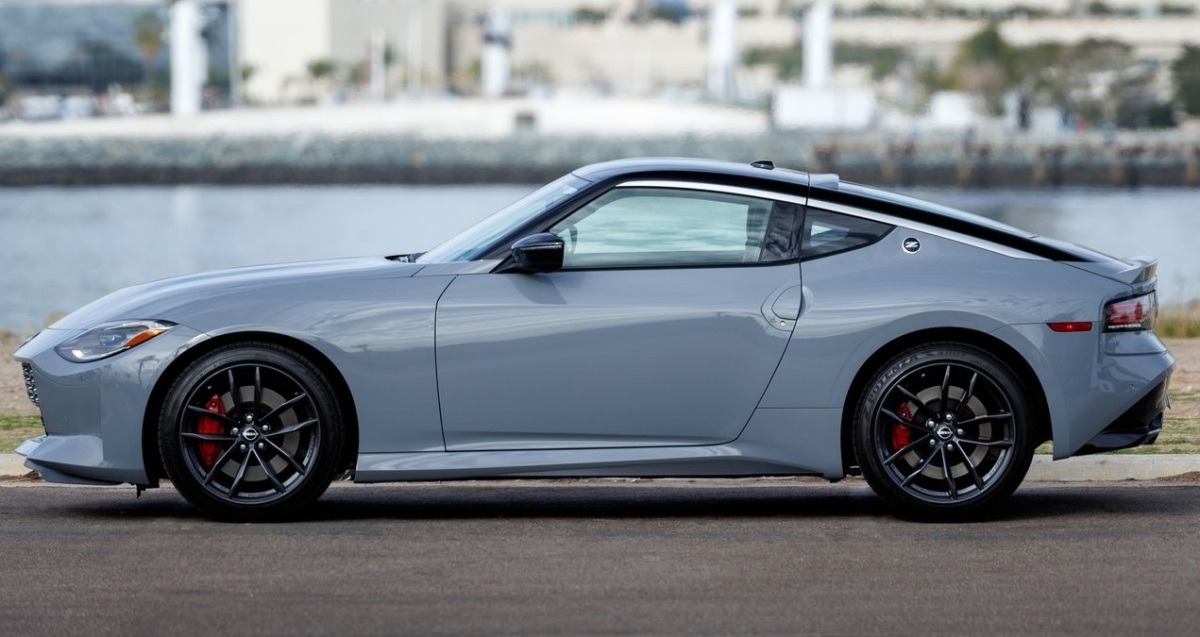 Nissan Z 2