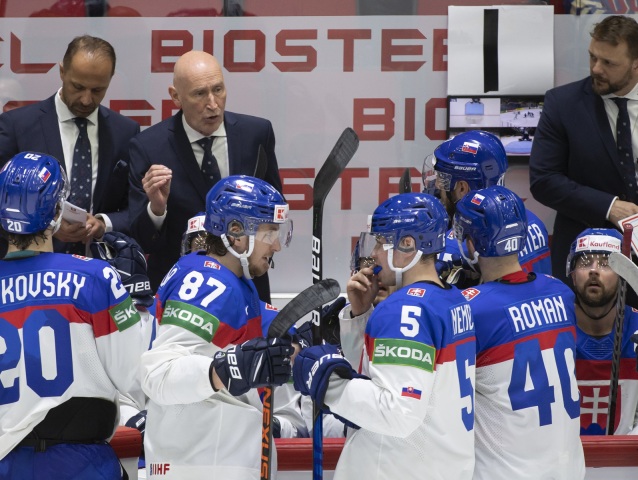 Craig Ramsay na lavičke reprezentácie.