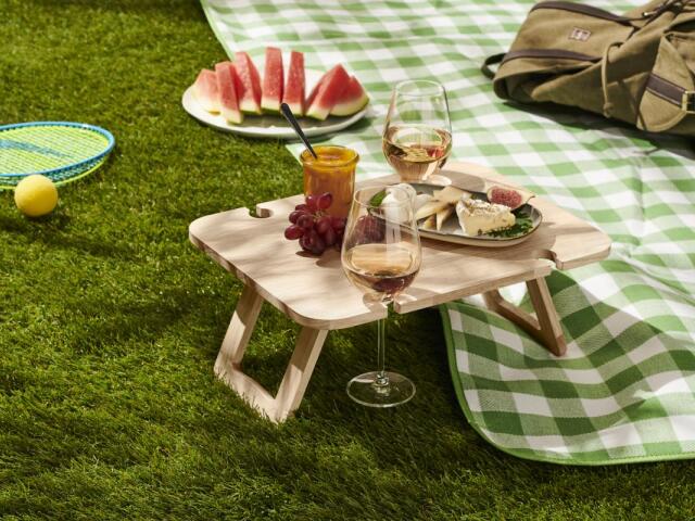 Piknikovy stolik odp.cena 39.99--2