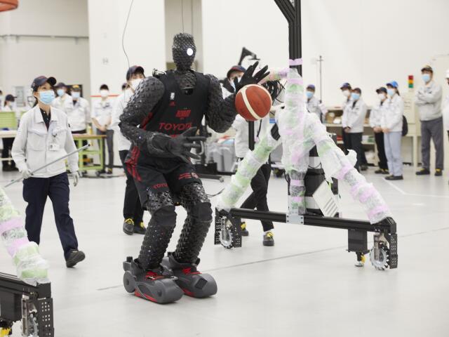 Toyota CUE5 robot