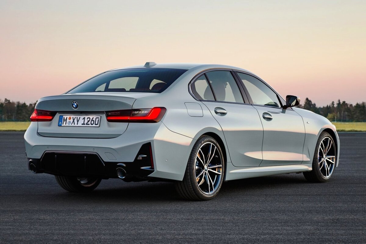 BMW 3-Series -2022