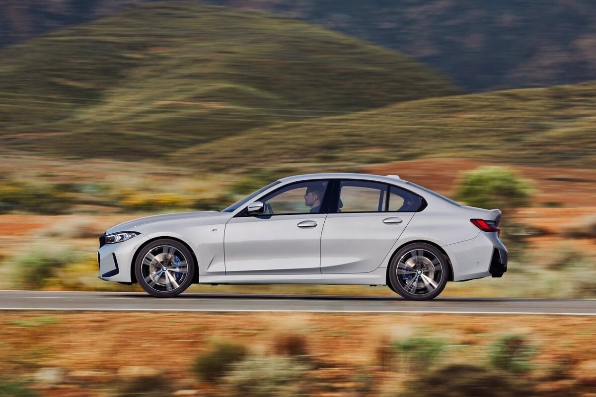 BMW 3-Series -2022
