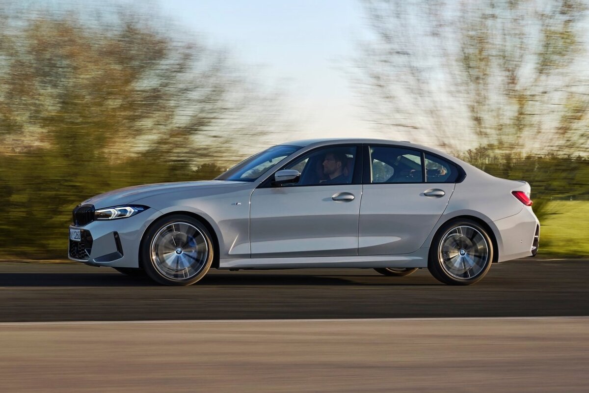 BMW 3-Series -2022