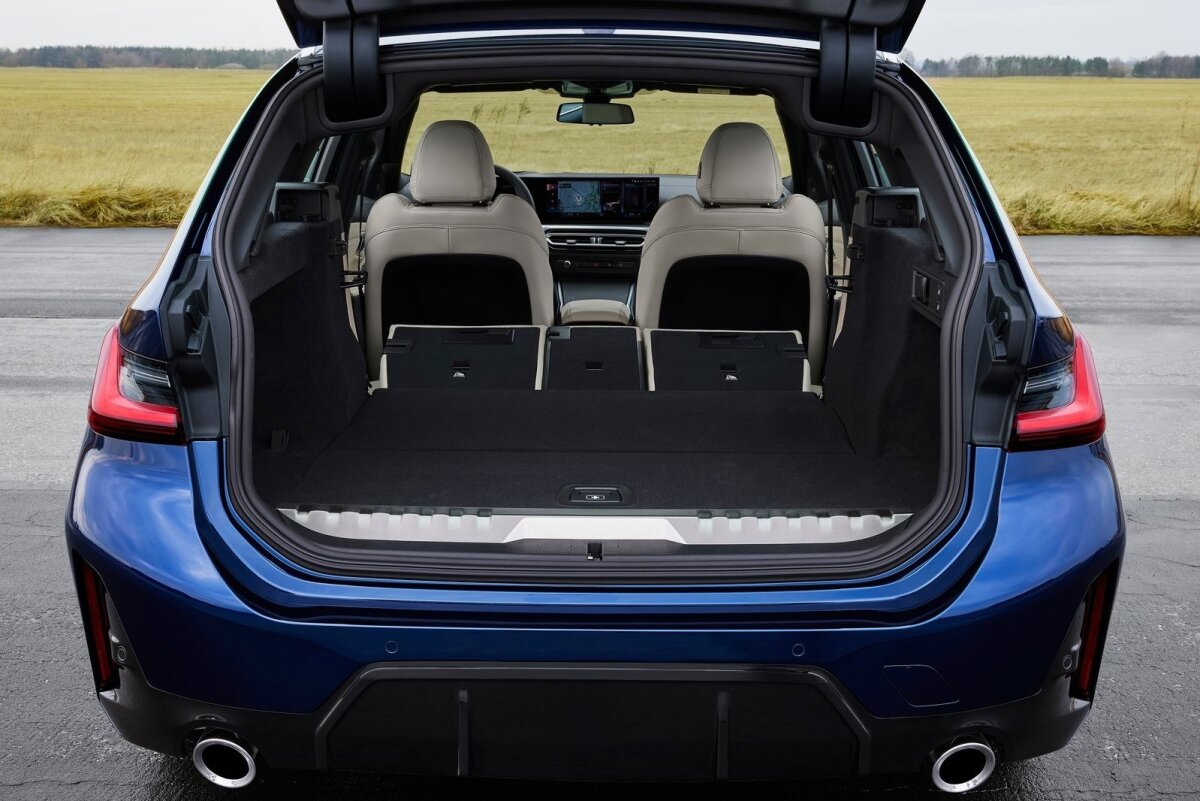 BMW 3-Series Touring - 2022
