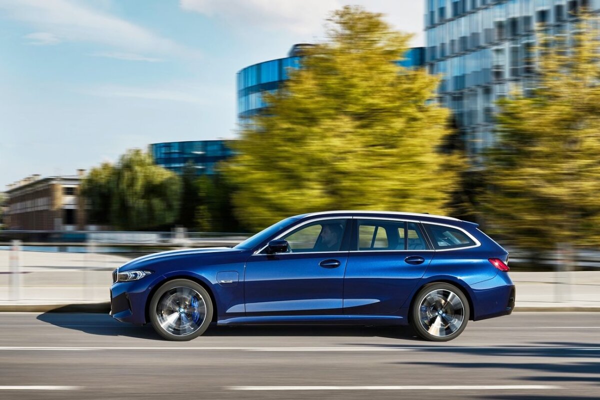 BMW 3-Series Touring - 2022
