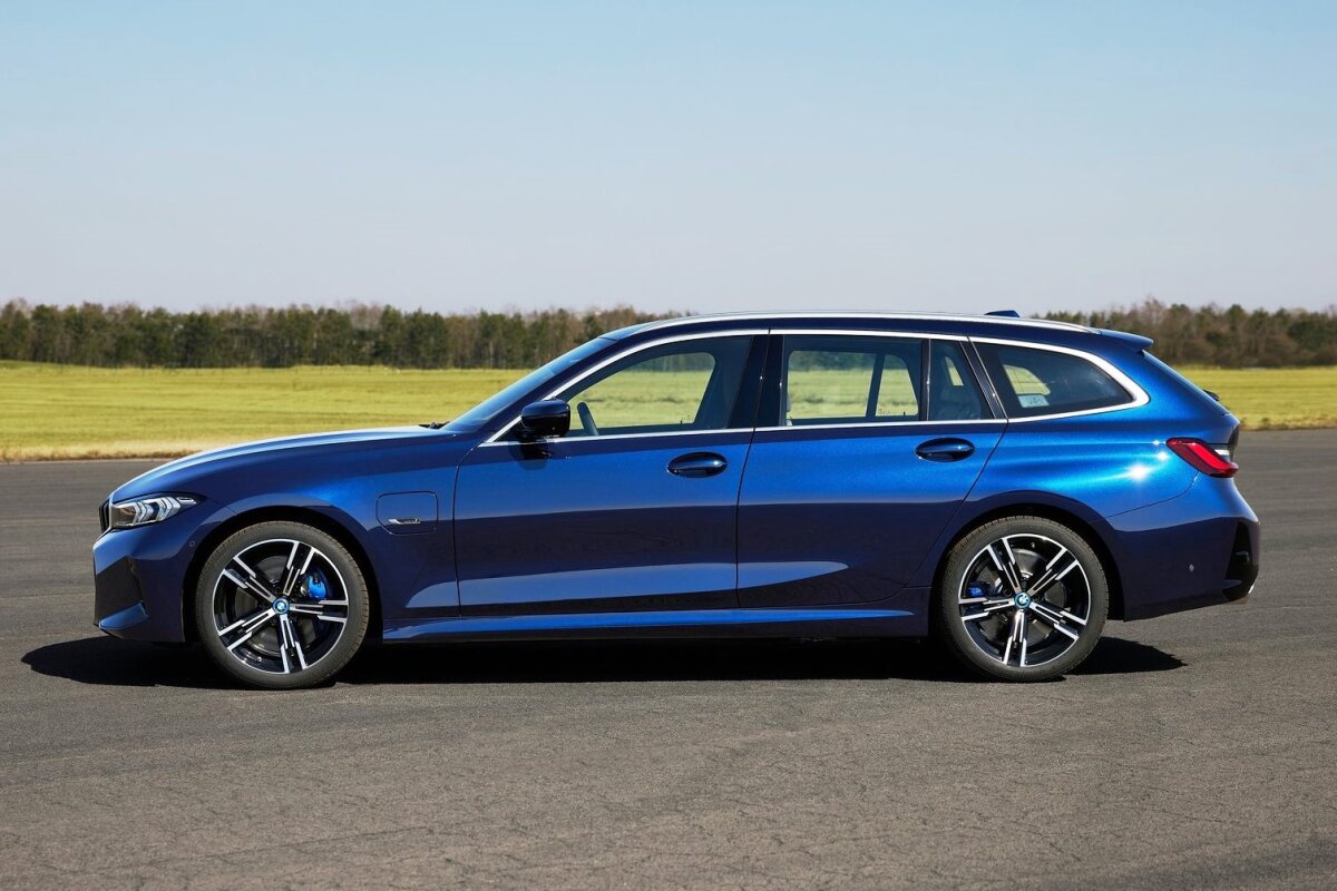 BMW 3-Series Touring - 2022