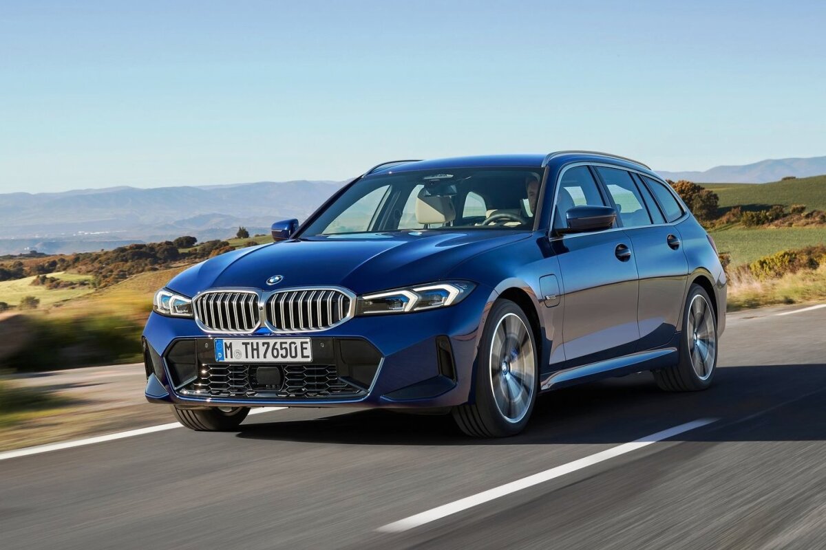 BMW 3-Series Touring - 2022