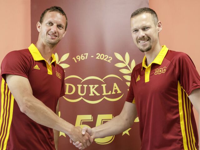 SR šport VŠC DUKLA brífing Polášek Tóth spolupráca BAX