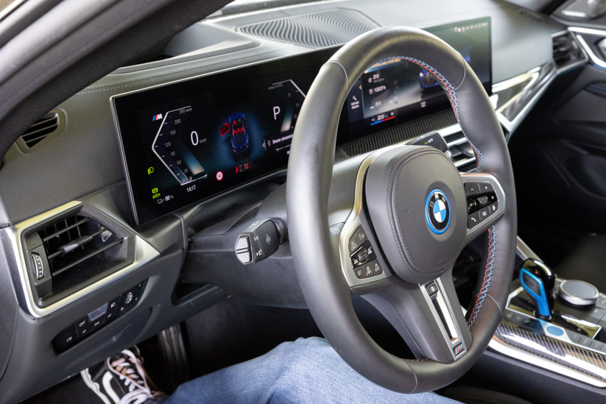 BMW I4 M50