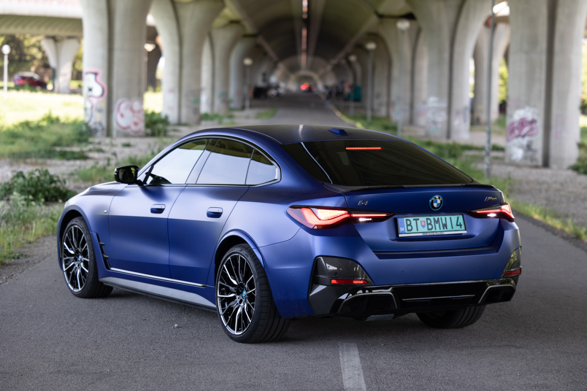 BMW I4 M50