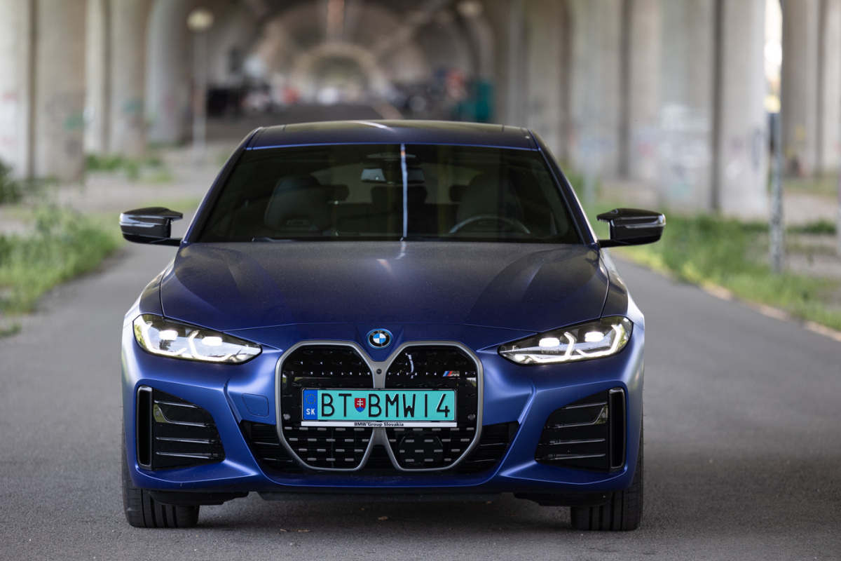BMW I4 M50
