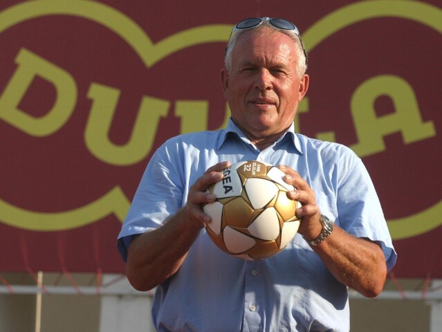 Ivo Viktor.