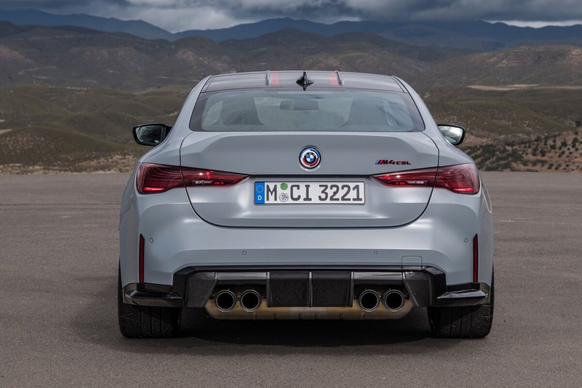 BMW M4 CSL - 2022