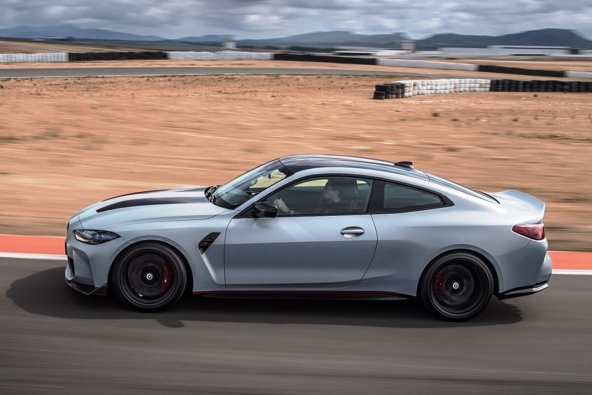 BMW M4 CSL - 2022
