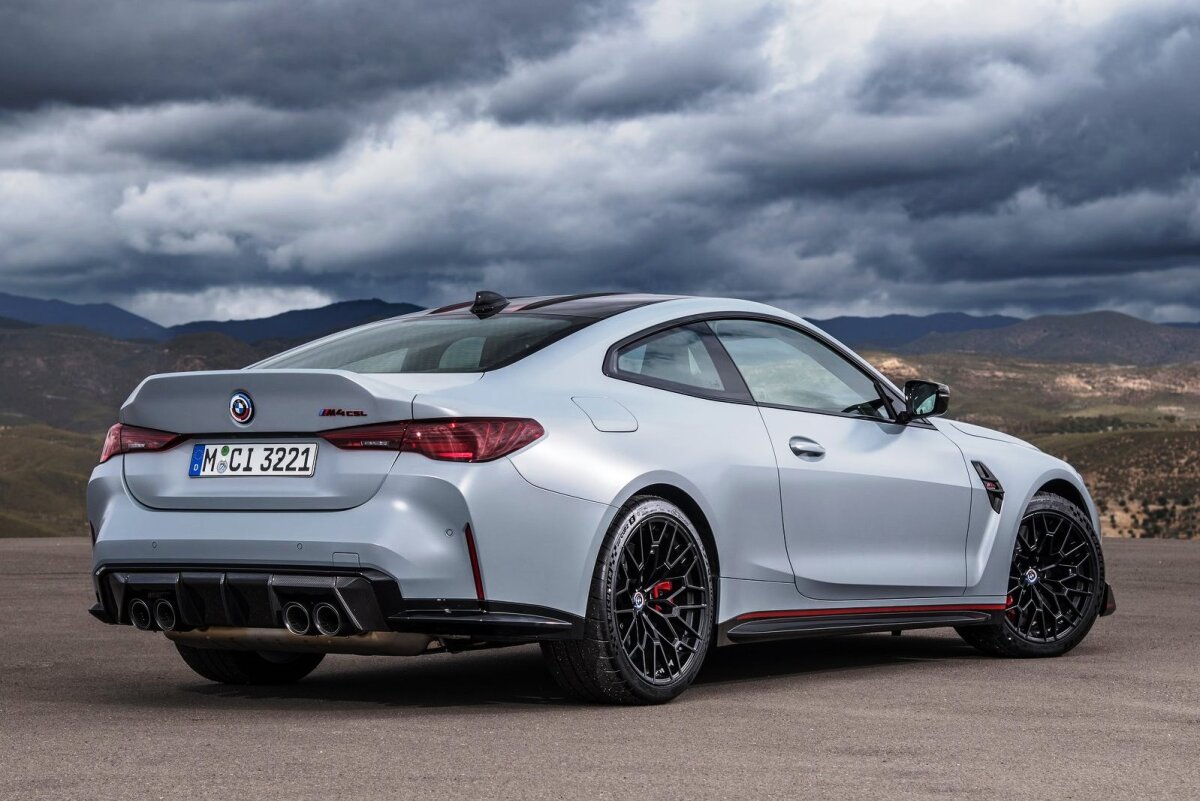 BMW M4 CSL - 2022