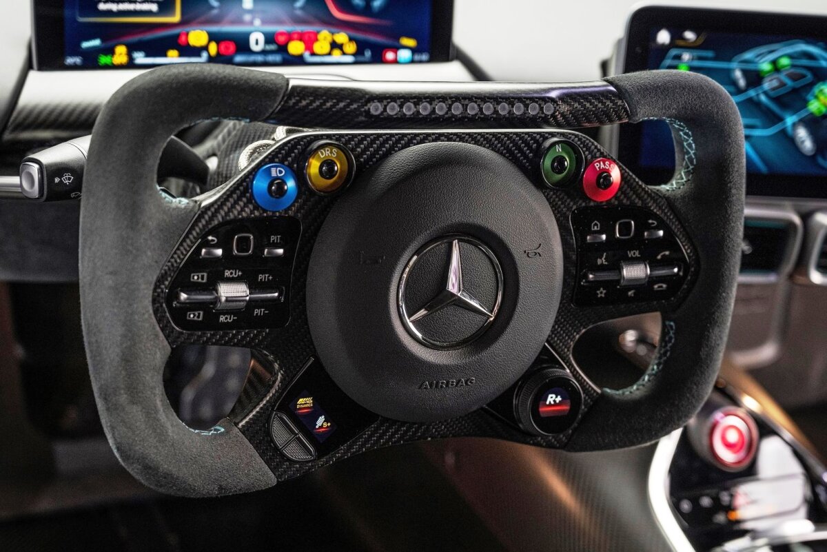 Mercedes-Benz AMG ONE - 2022